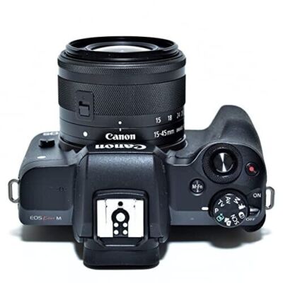 Canon EOS Kiss M digital camera w. ef-M15-45 IS STM Lens Kit black