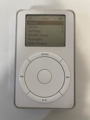 Apple iPod Classic 1st Generation White (5 GB) M8541 w/ New