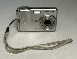 Fujifilm Finepix F450 | eBay