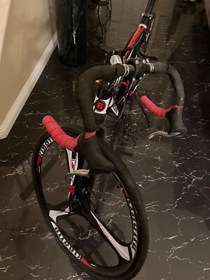 Eurobike XC550 Road Bike 21 Speed 700C wheels Racing Bike for Men