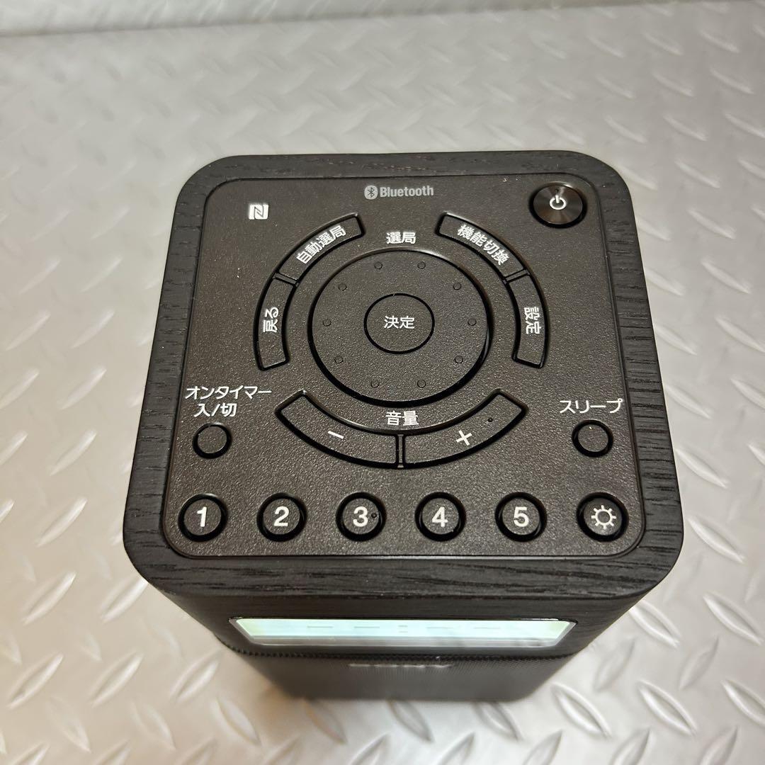 Sony SRF-V1BT Portable Clock Radio - Bluetooth FM/AM/NFC - Black