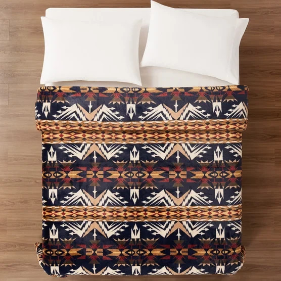 Pendleton Faux Fur Luxe Blanket - Twin 66 in x 92 - Echo Peaks