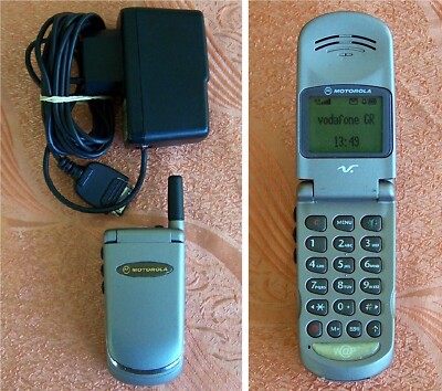 Original Motorola V3688 flip GSM Mobile Phone –ΝΟ v moto v60 v66