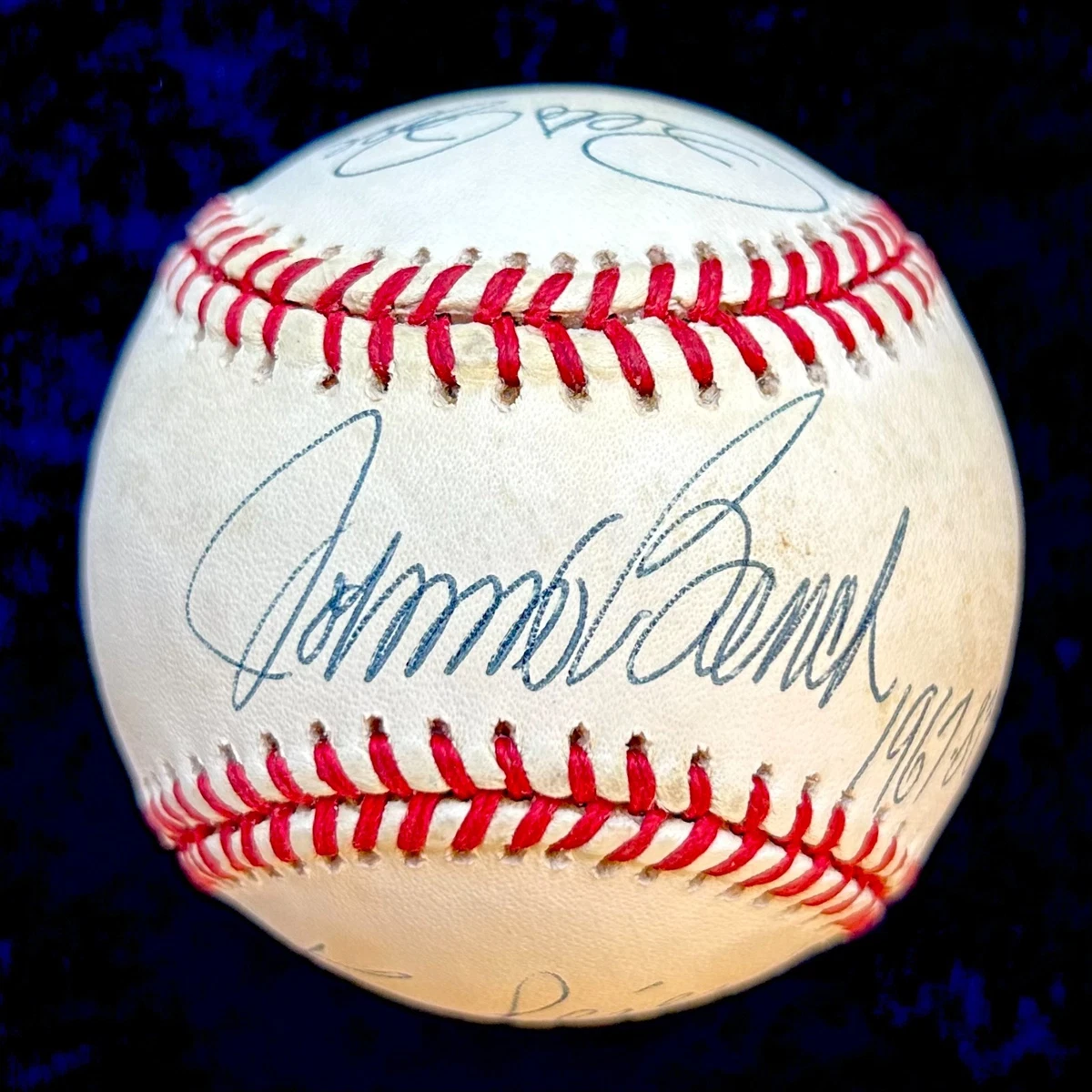 Johnny Bench Cincinnati Reds Original Autographed Baseball MLB