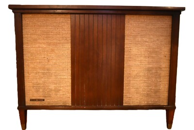 Midcentury Stereo Console The Voice of Music V-M Corp Benton