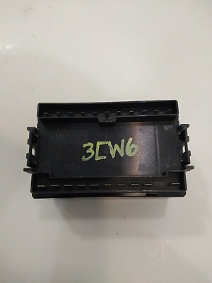 MITSUBISHI FRONT ECU RELAY UNIT MR563000 OMRON OEM G8C-209M-A | eBay