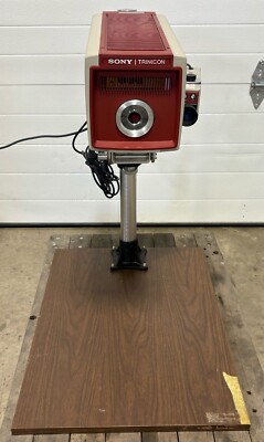 Vintage Sony Trinicon Studio Color Camera DXC-1000 w/ Viewfinder