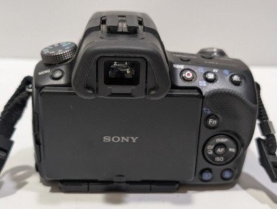 Sony Alpha a33 DSLR 14.2MP Camera w 18-55mm & 55-200mm Lenses