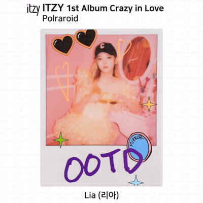 ITZY 1st Album Crazy In Love Official Polaroid Stand Pre-order