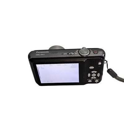 Panasonic LUMIX DMC-FH1/DMC-FS10 12.1 MP Digital Camera - Silver