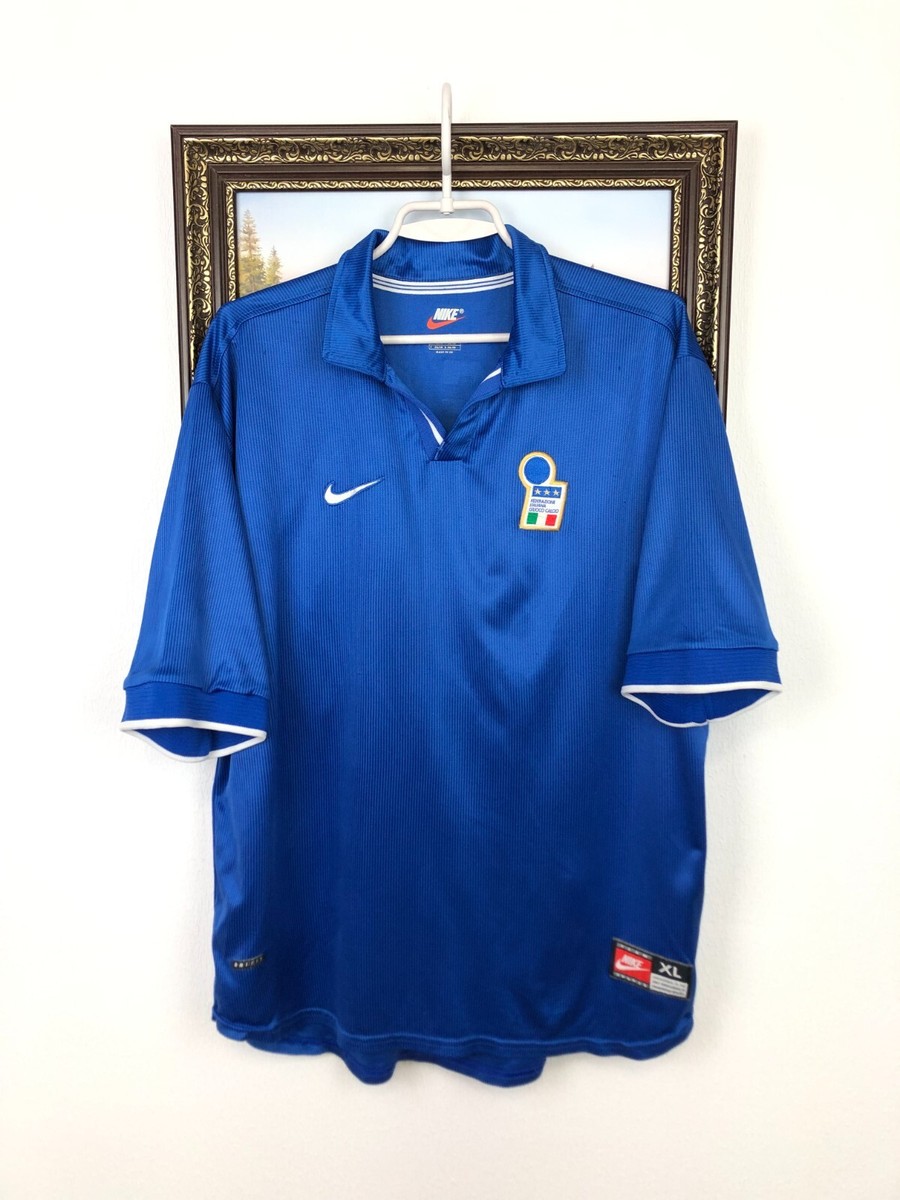 Vintage Nike Italy Home football shirt 1998 Soccer Jersey #18