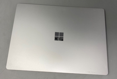 Microsoft Surface Laptop 4 1950 i7-1185G7 3GHZ 256GB SSD 16GB DDR4