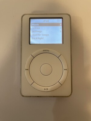 Apple iPod classic 2nd Generation White (10 GB) W New Battery