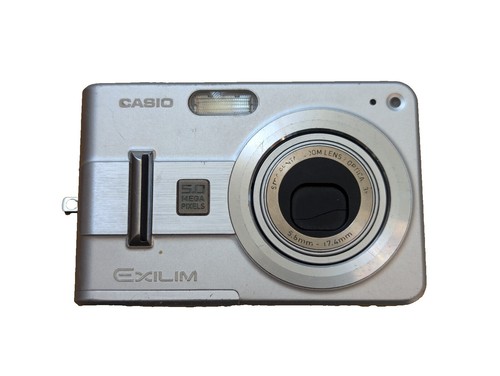 Casio EX-Z550 SR Digital Camera EXILIM Silver 26mm Wide Optical 4x