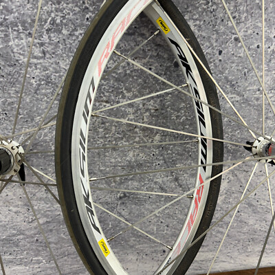 Mavic Aksium Race Wheel Set 700c Vintage 20h 20 Clincher 8s 9s 10s