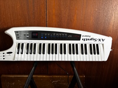 Roland AX-Synth Shoulder Synthesizer - White w/ gig bag power