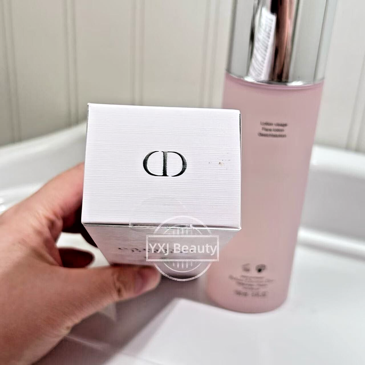 New DIOR Capture Totale Intensive Essence Lotion Full size 5 oz