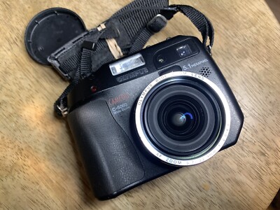 Olympus Camedia C-5060 5.1MP Digital Camera Tested Working NO