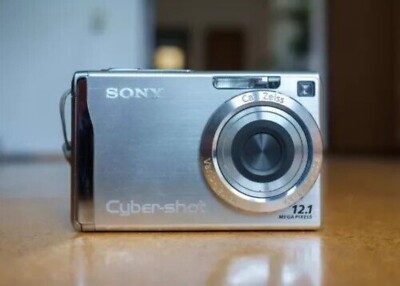 Sony Cybershot DSC W200 12.1MP 3x Optical Digital Camera - Silver