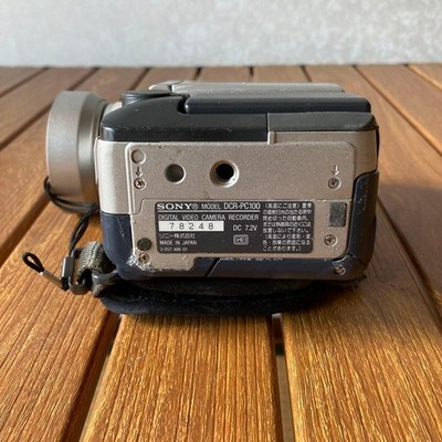 SONY DCR-PC100 Handycam Camcorder miniDV Video Camera Silver NTSC