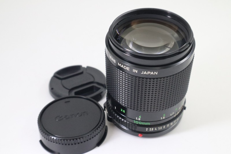 Canon FD 100mm f2 black MF Telephoto Lens From Japan(e1634-26100
