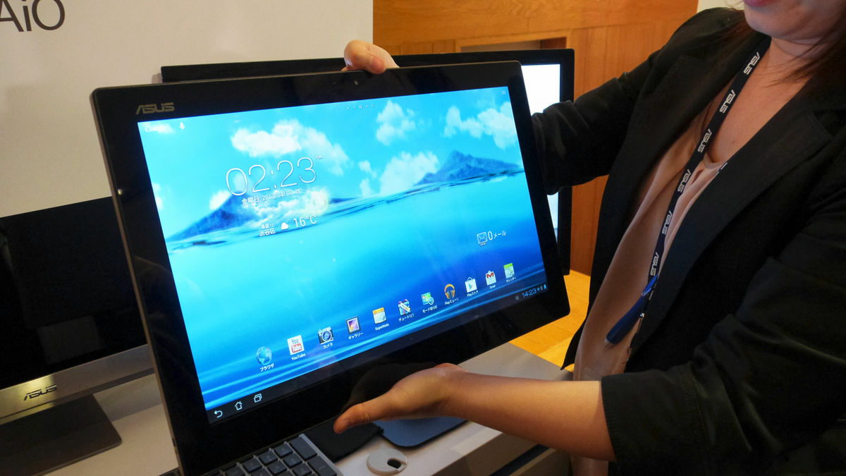 タブレットとデスクトップを合わせた「ASUS TransAiO P1801」で