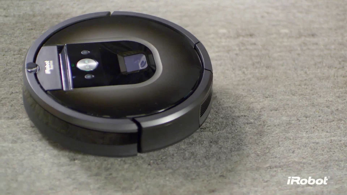 お掃除ロボのルンバがWi-Fiとカメラを搭載、新型「ルンバ 980」は一体