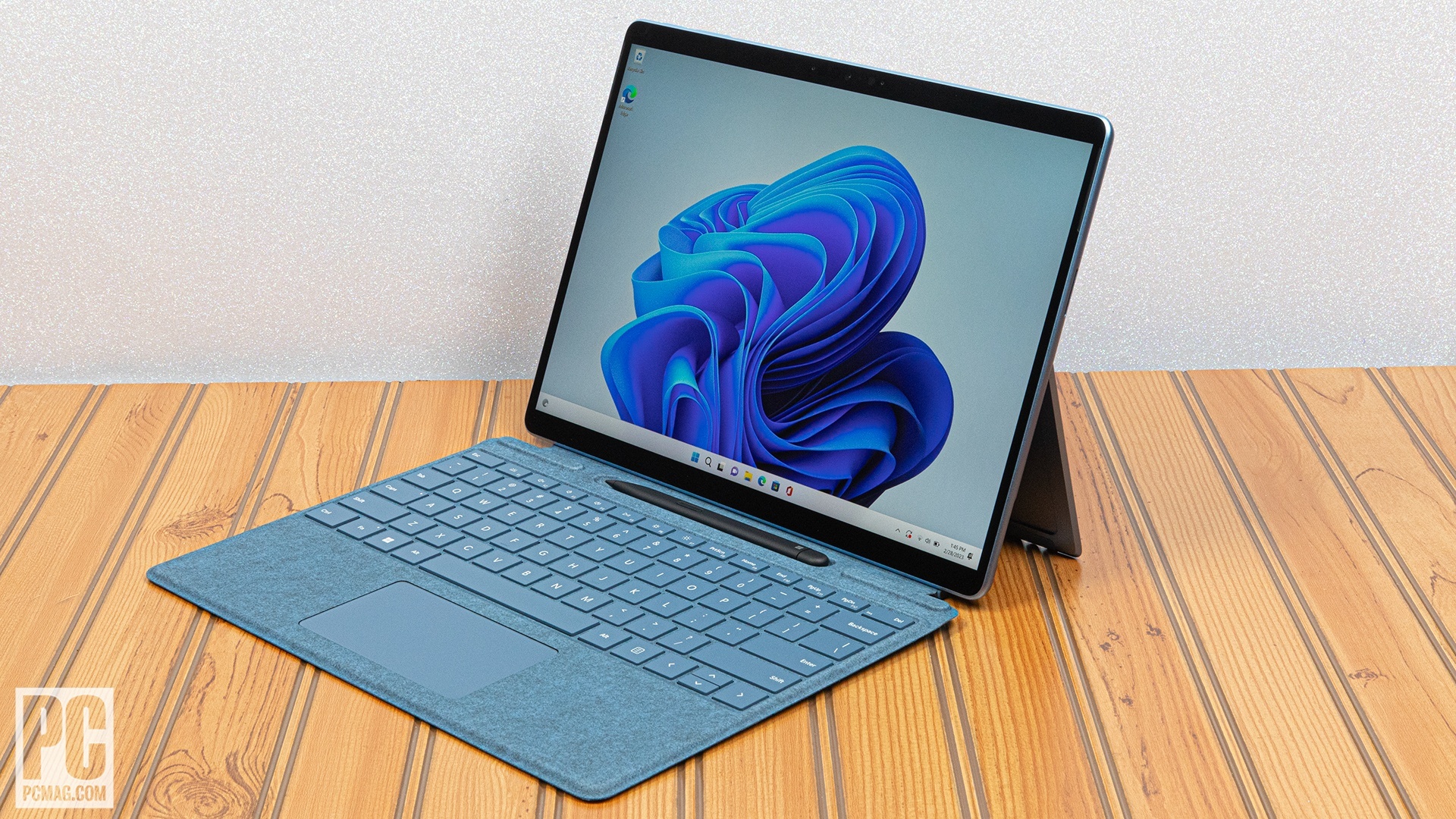 Microsoft Surface Pro 9 (Intel) - Review 2023 - PCMag Middle East