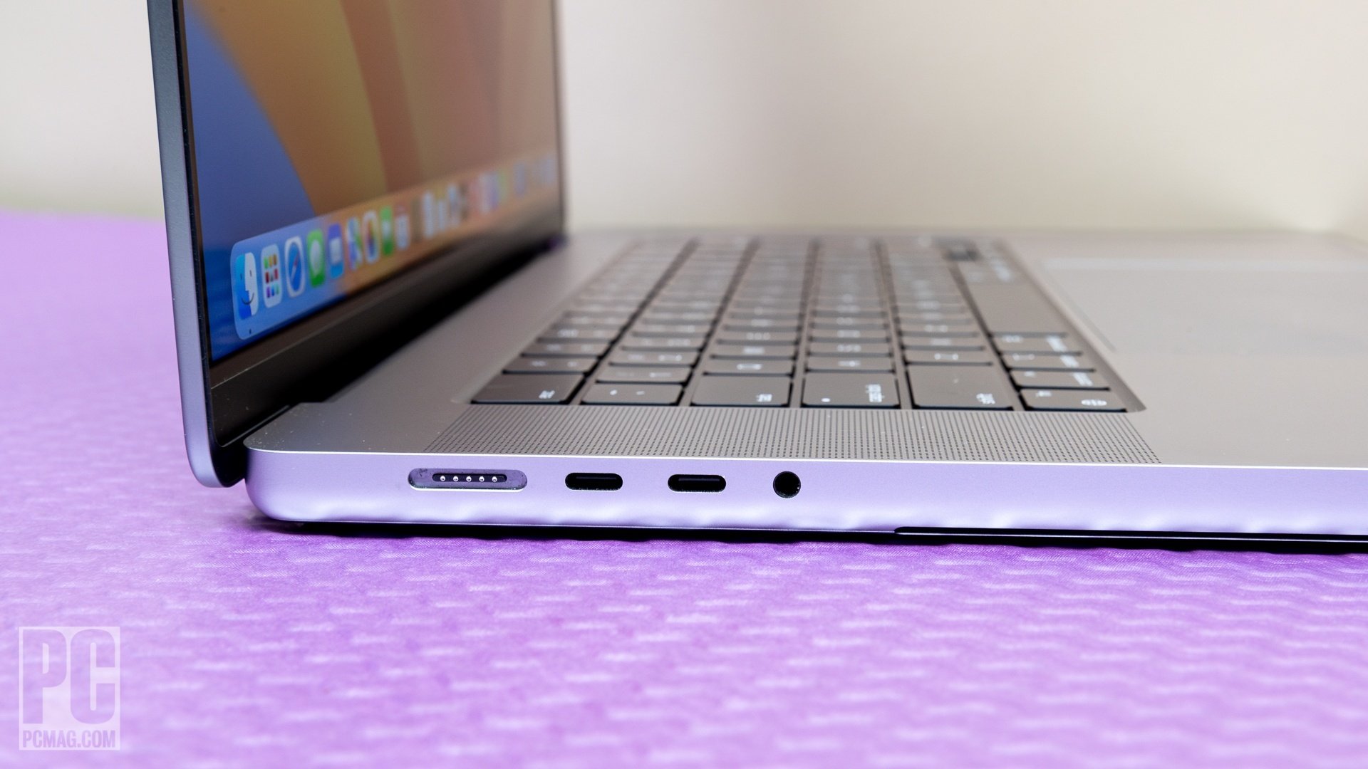 Apple MacBook Pro 16-Inch (2023, M2 Max) - Review 2023 - PCMag