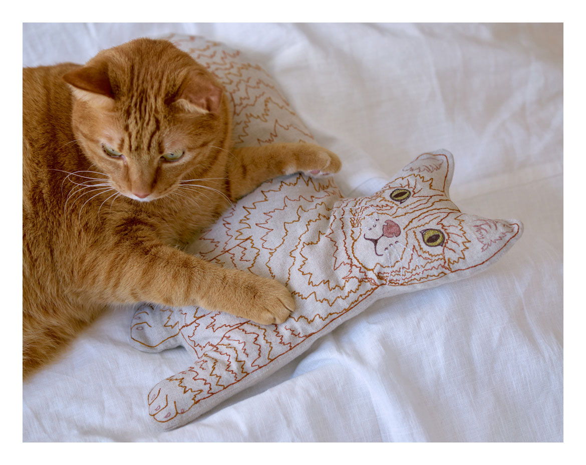 Coral & Tusk × Orneko ネコクッション｜オルネコ（クッション・マット