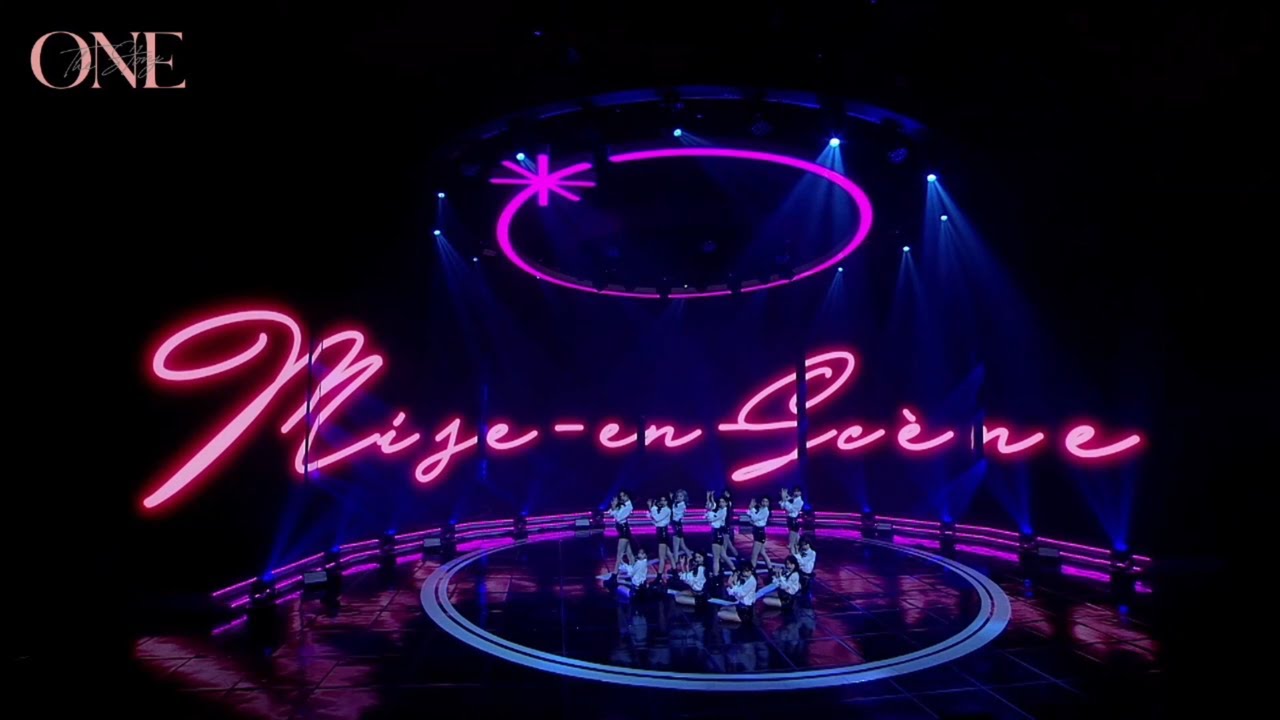 IZ*ONE (아이즈원) - Mise-en-Scène, One, The Story concert Day 1 vs