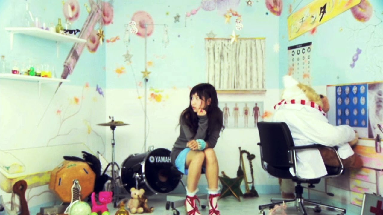 植田真梨恵「センチメンタリズム」PV - YouTube