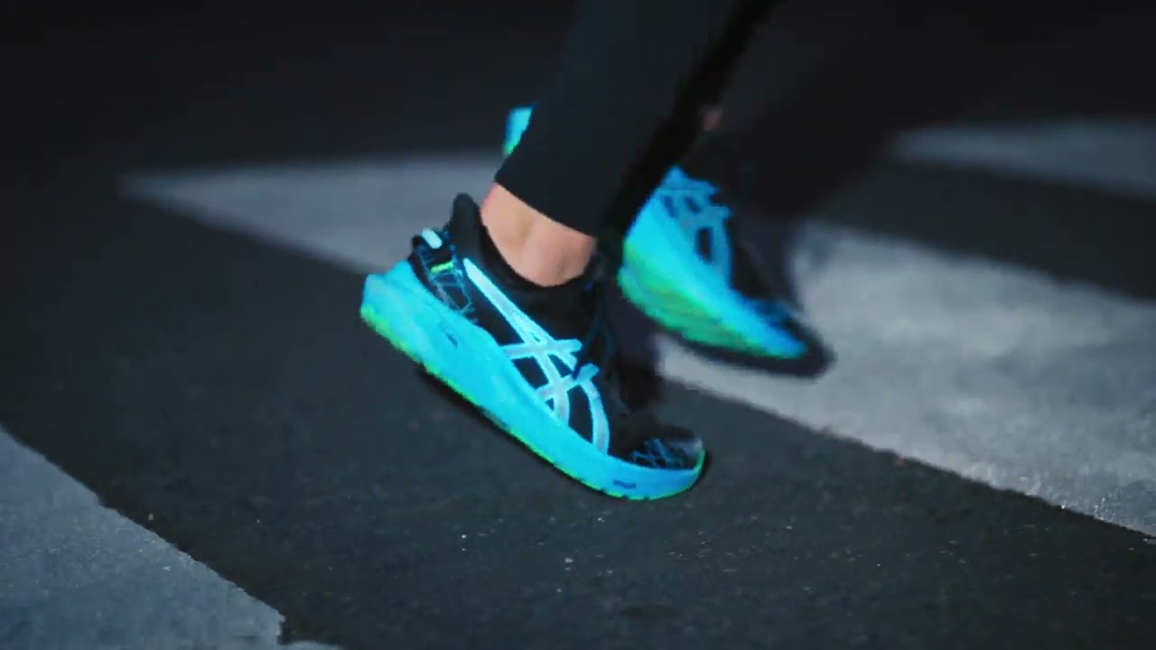 ASICS Running | LITE-SHOW™ Collection | Add reflectivity to every