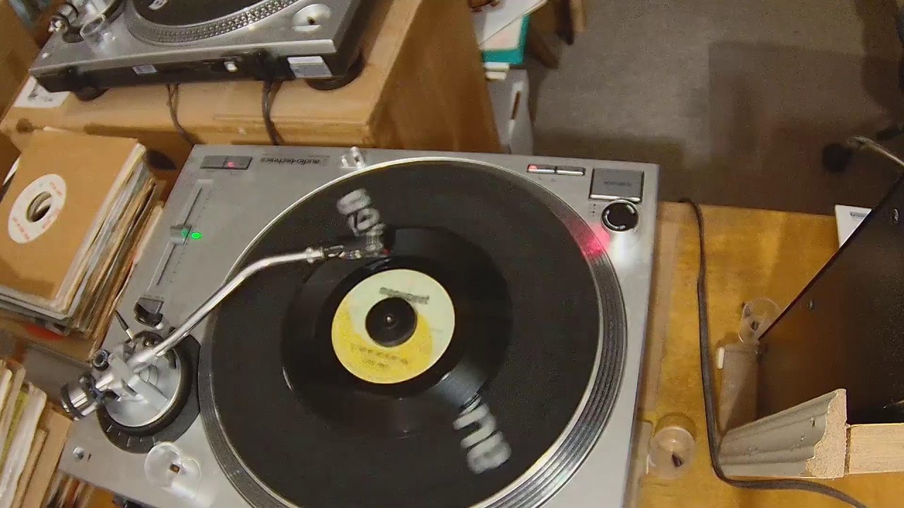 JohnnyG's Vinyltreasure Show 