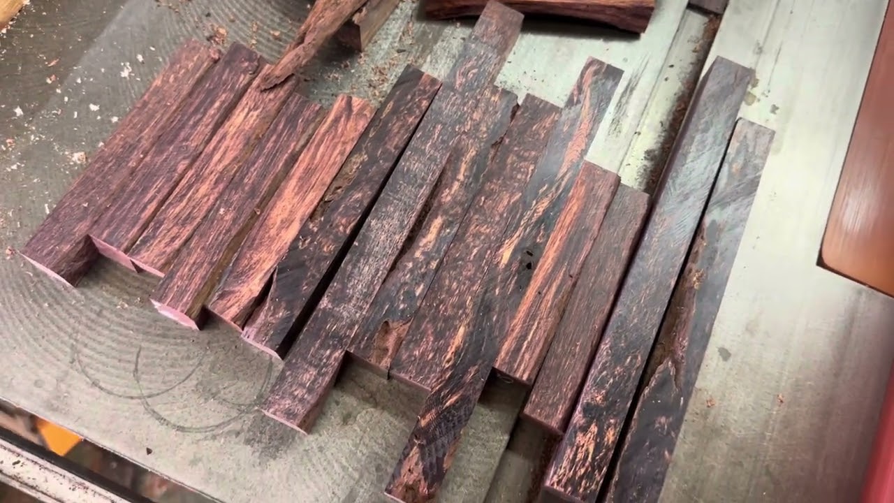 材料紹介 黄花梨 その2 - YouTube