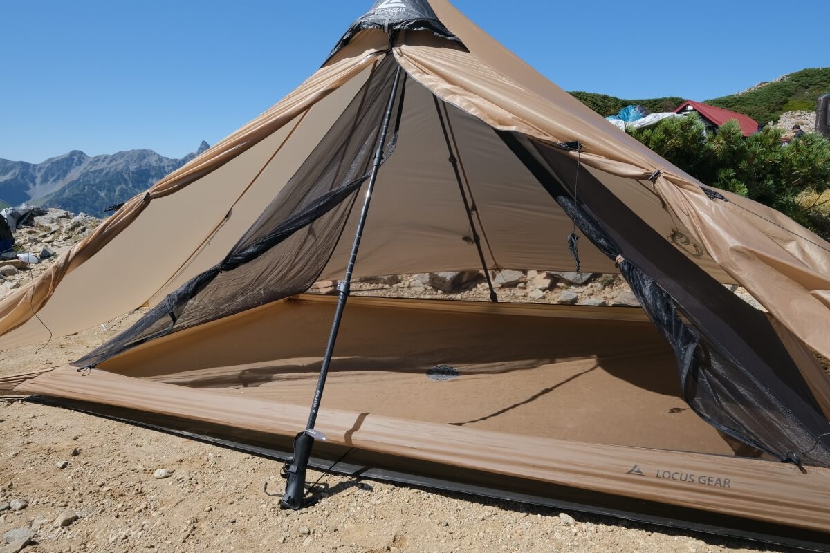 高拡張で軽量な非自立式テント「ローカスギアKhufuクフHB」を山で3