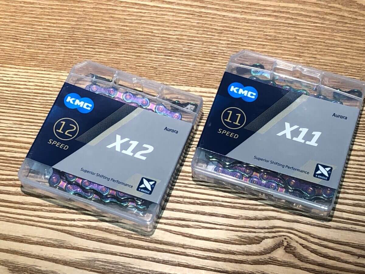 KMCの限定チェーン】これはカッコいい！X12＆X11 AURORA LTD入荷