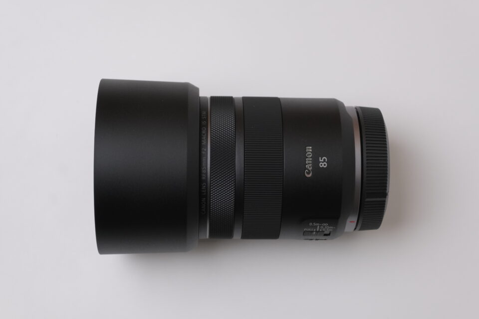 CANON RF85mm F2 MACRO IS STMレビュー！ポートレートもマクロもいける