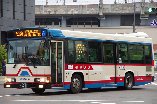 岐阜乗合自動車 611 | 路線バス車両アルバム