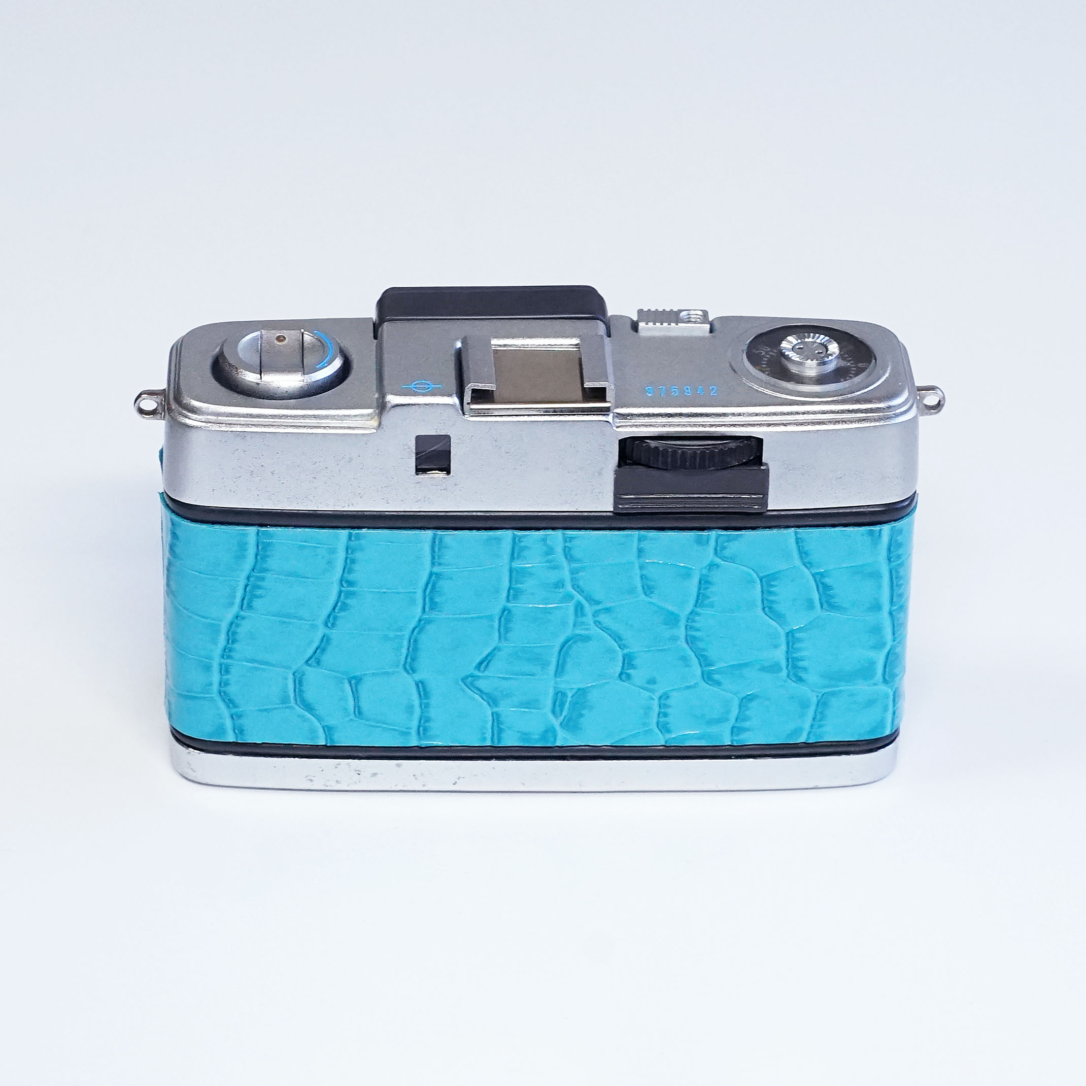 限定カラーカメラ OLYMPUS 初代PEN ¥14,800（中古 35mmフィルム ハーフ