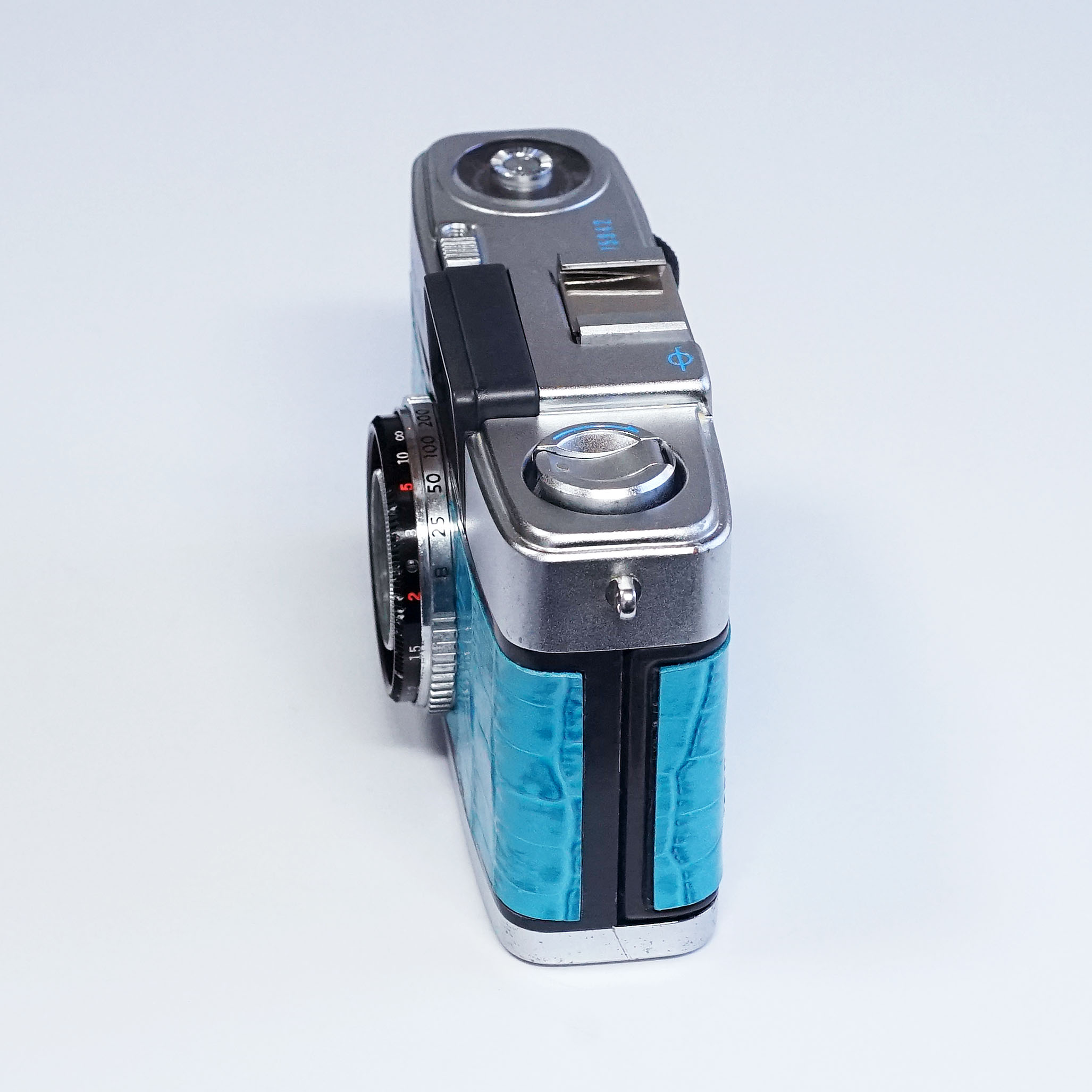 限定カラーカメラ OLYMPUS 初代PEN ¥14,800（中古 35mmフィルム ハーフ