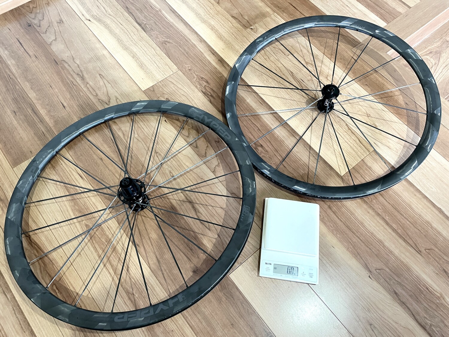 神軽】Lun Hyper R33ホイール降臨！実測重量はかってみた【2023年