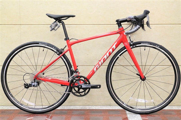 GIANT】ジャイアントにはちょっと珍しい？赤系のロードバイク