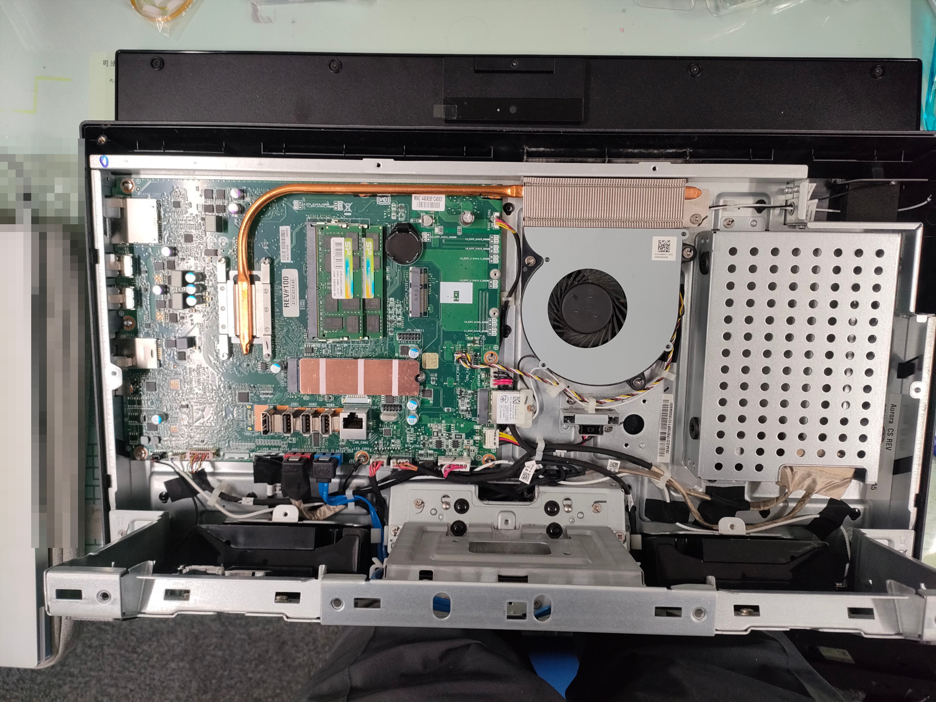 NEC Lavie一体型デスクトップPC-DA600MABのSSD換装とメモリ増設