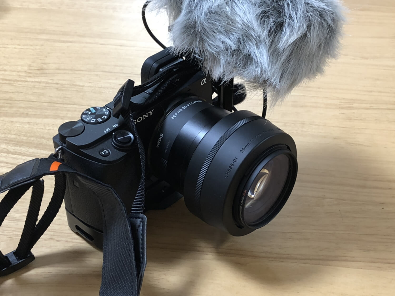 カメラアクセサリ】SONY α6400でYouTuberになるべく動画を撮るための