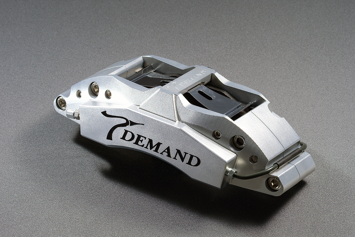 超スリムな「T-DEMAND」の6ポッドブレーキシステム | AUTO MESSE WEB