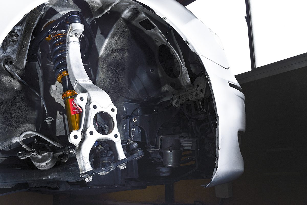 ショートナックルでアームロックを解消！極限まで下げられる | AUTO