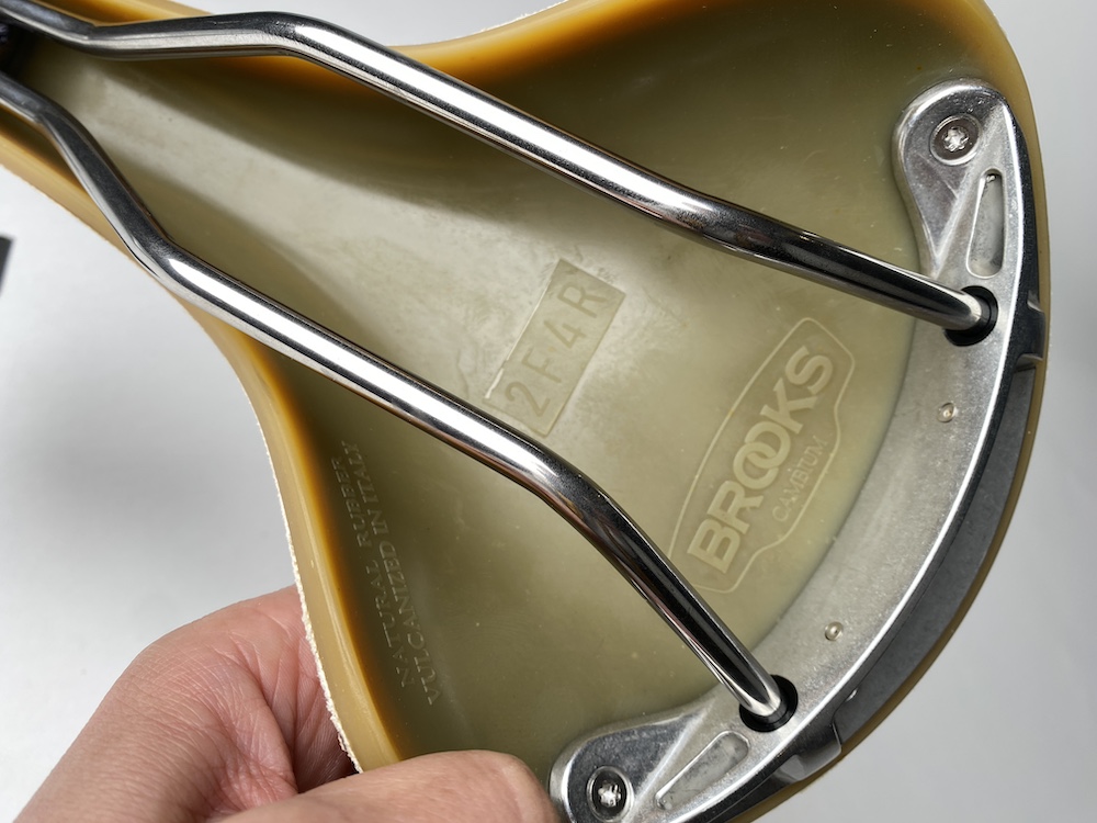 BROOKS C13 CARVEDC13 カーブド(穴あきモデル) - BROOKS ブルックス