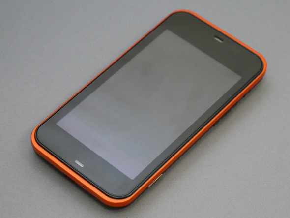 初の「おサイフケータイ」対応スマホ！ Android au初号機「IS03