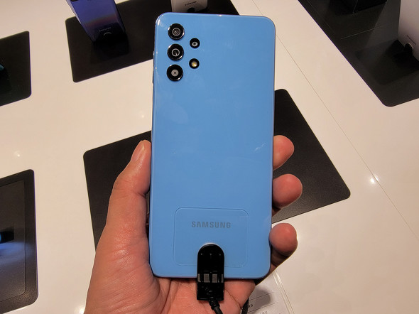 Galaxy A32 5G」は先進国の“5Gスマホ価格破壊”を起こす：山根康宏の